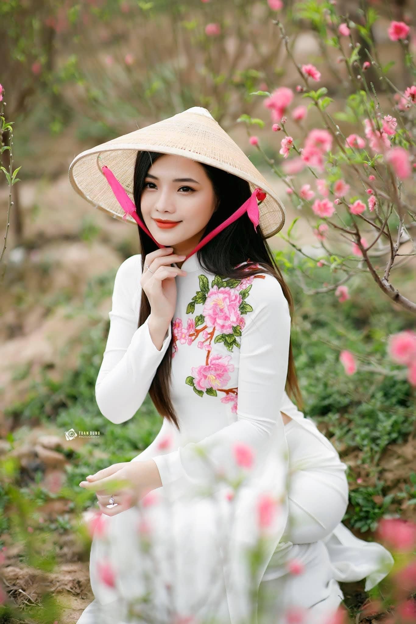 Anh Gái Xinh Bikini Top Xu Hướng Quyến Rũ Trên Mạng Xã Hội Hiện Nay